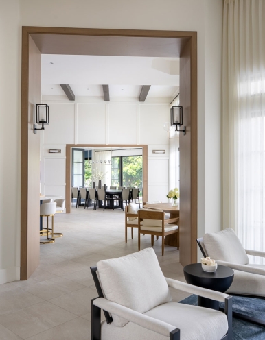 04-living-room-motorized-shades