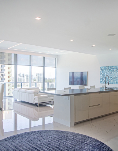 08-motorized-roller-shades-av-lighting